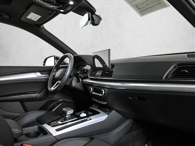 Certified 2025 Audi Q5 2.0T Premium w/ Convenience Plus Package AWD/4WD image 23