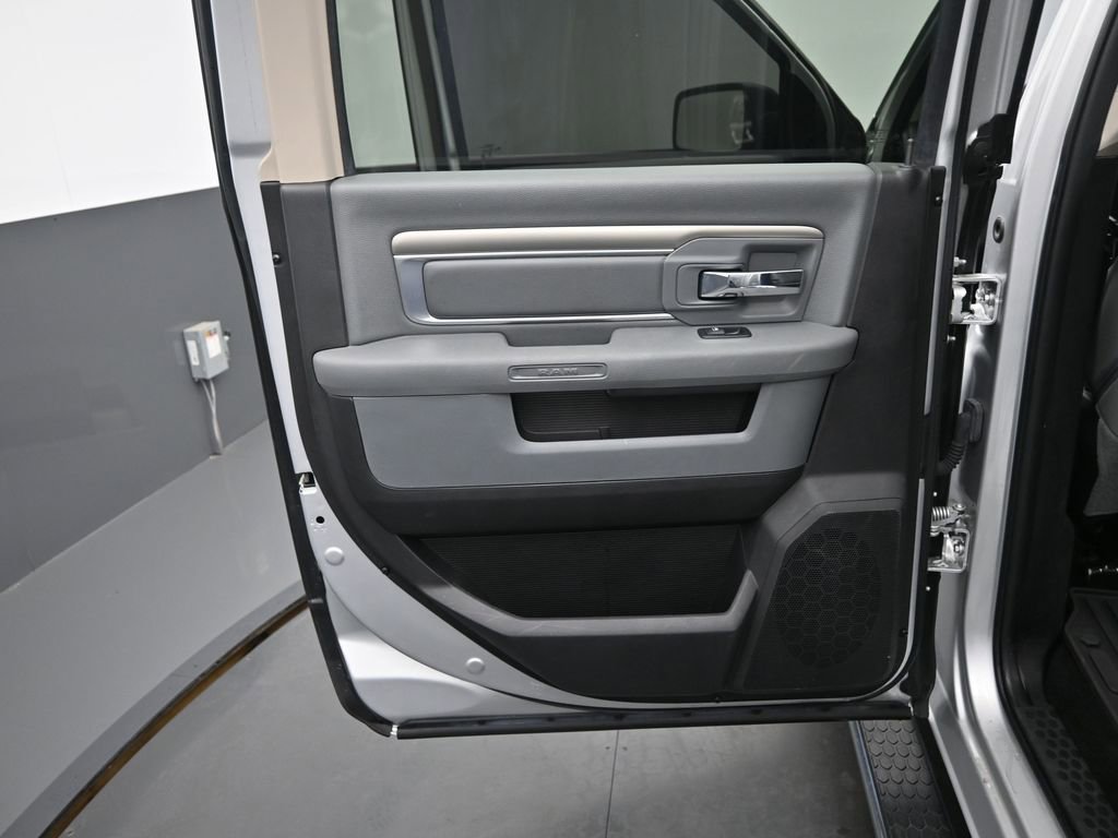 Used 2018 RAM 1500 Big Horn image 14