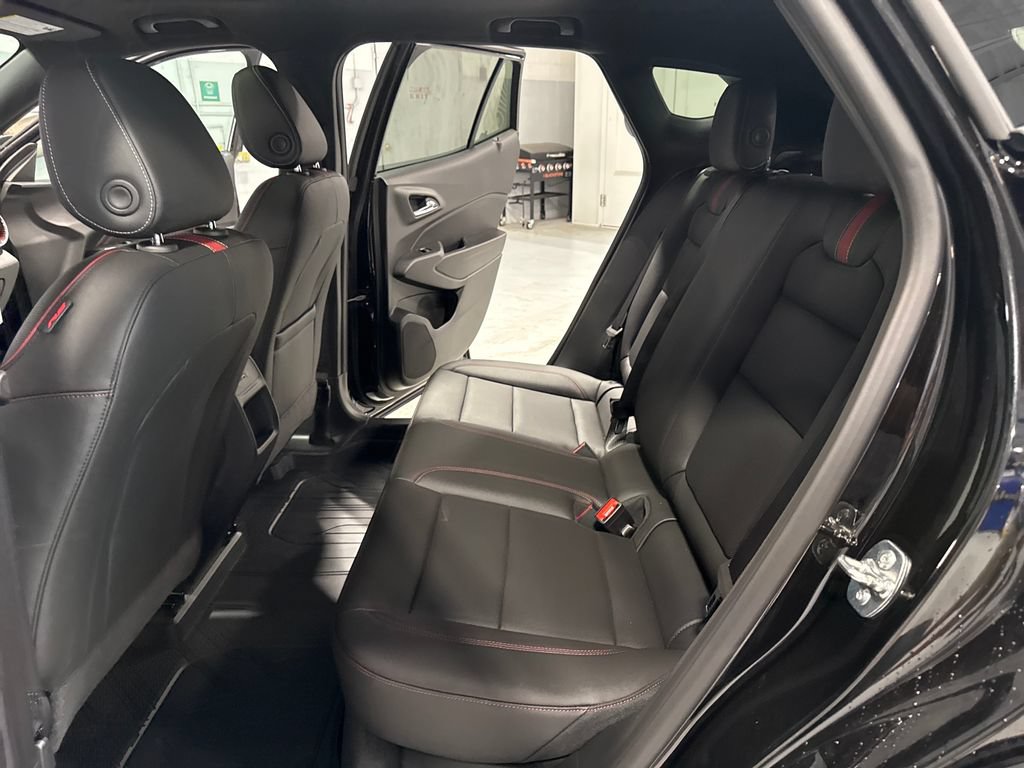New 2026 Chevrolet Trax RS w/ Sunroof Package FWD image 41