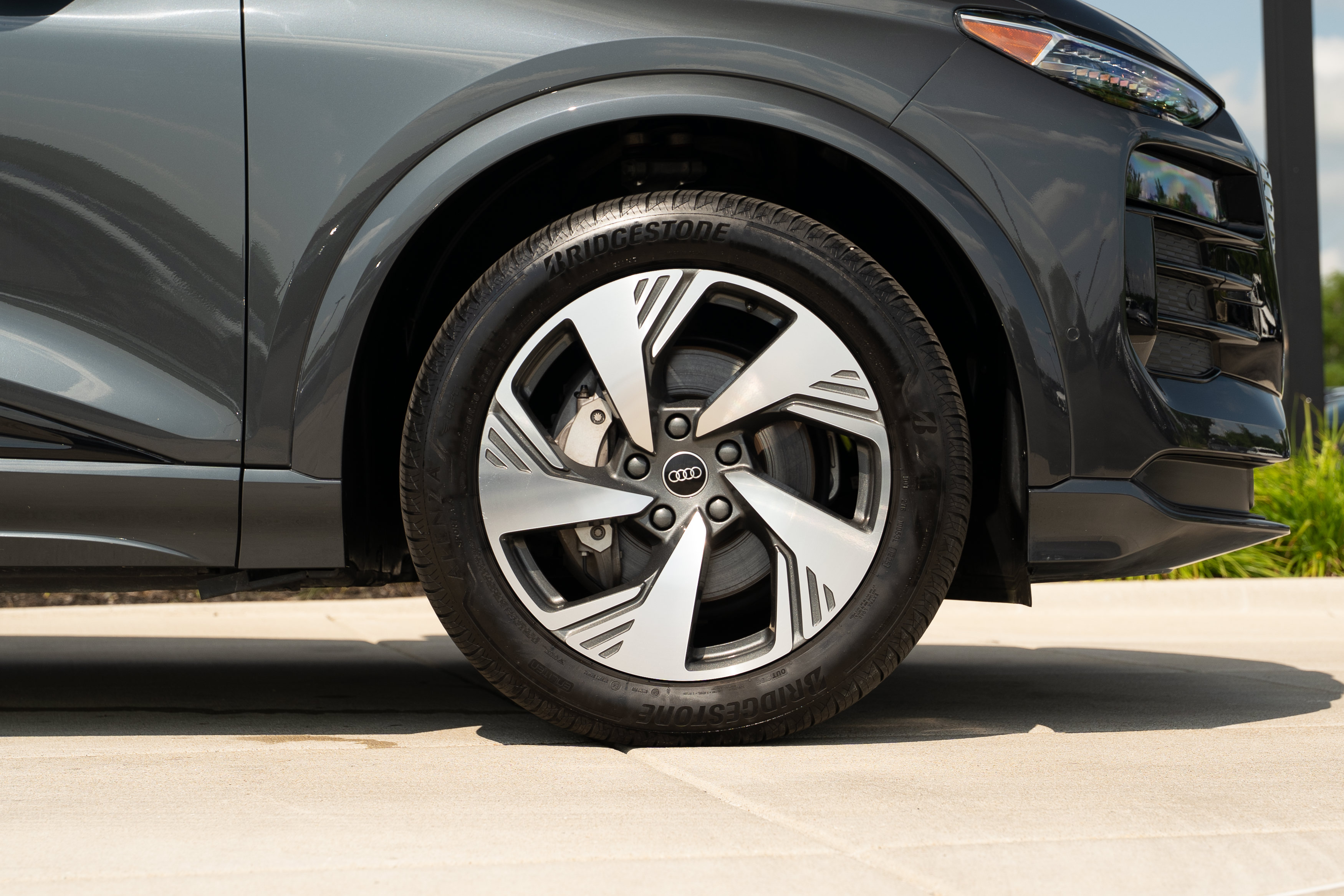 Certified 2025 Audi Q6 e-tron Premium Plus w/ Premium Plus AWD/4WD image 29