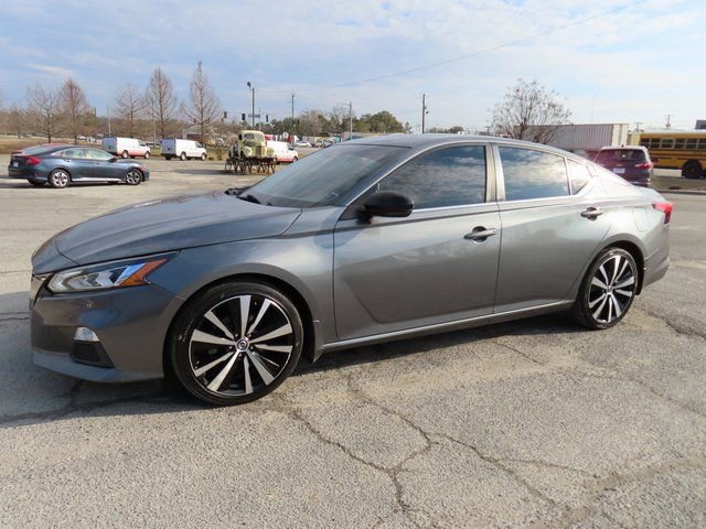 Used 2020 Nissan Altima 2.5 SR w/ Premium Package image 12