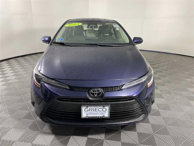 Used 2023 Toyota Corolla LE image 3