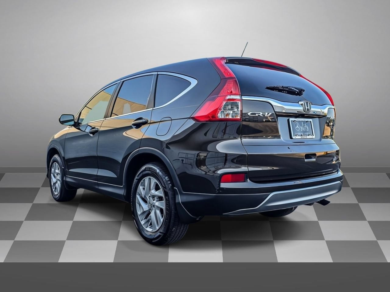 Used 2015 Honda CR-V EX image 4