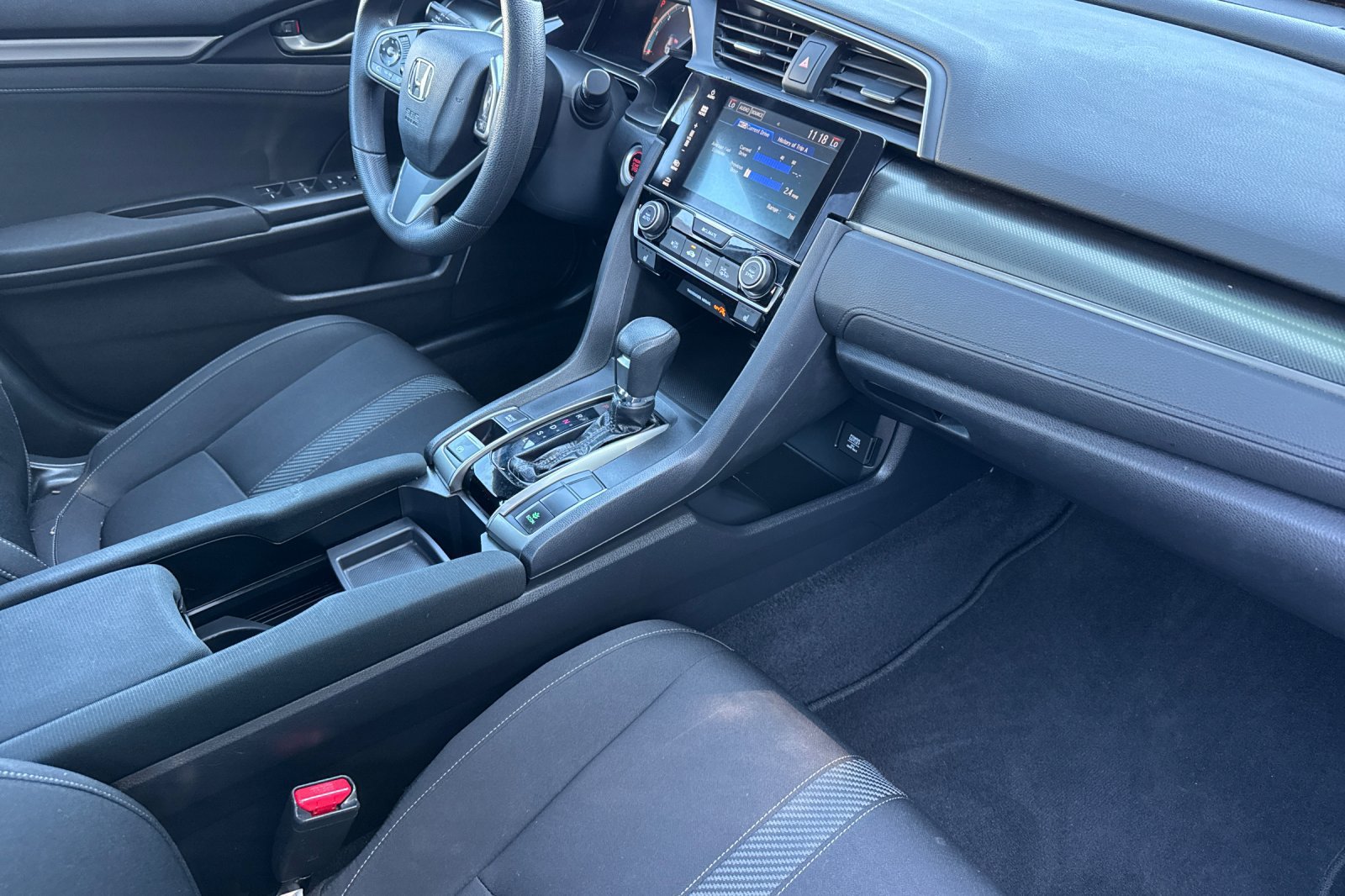 Used 2018 Honda Civic EX image 9