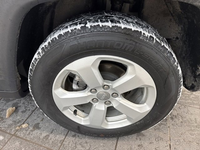 Used 2020 Jeep Compass Latitude image 4