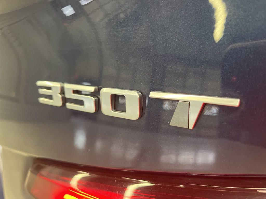 Used 2021 Cadillac XT4 Premium Luxury w/ Cold Weather Package image 37