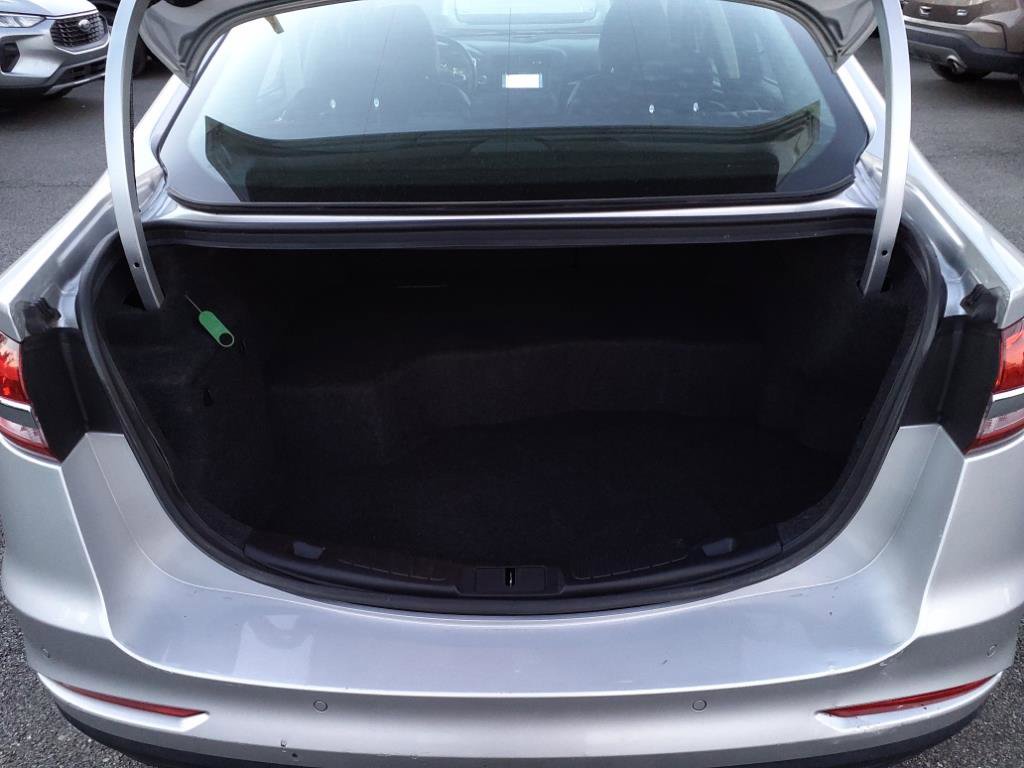 Used 2019 Ford Fusion Titanium image 17