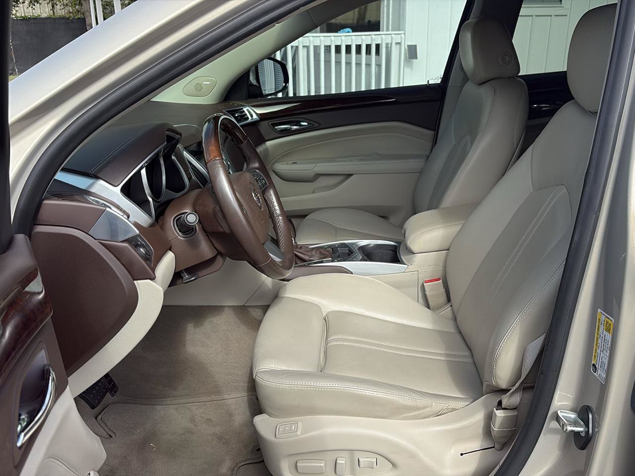 Used 2011 Cadillac SRX Performance FWD image 9