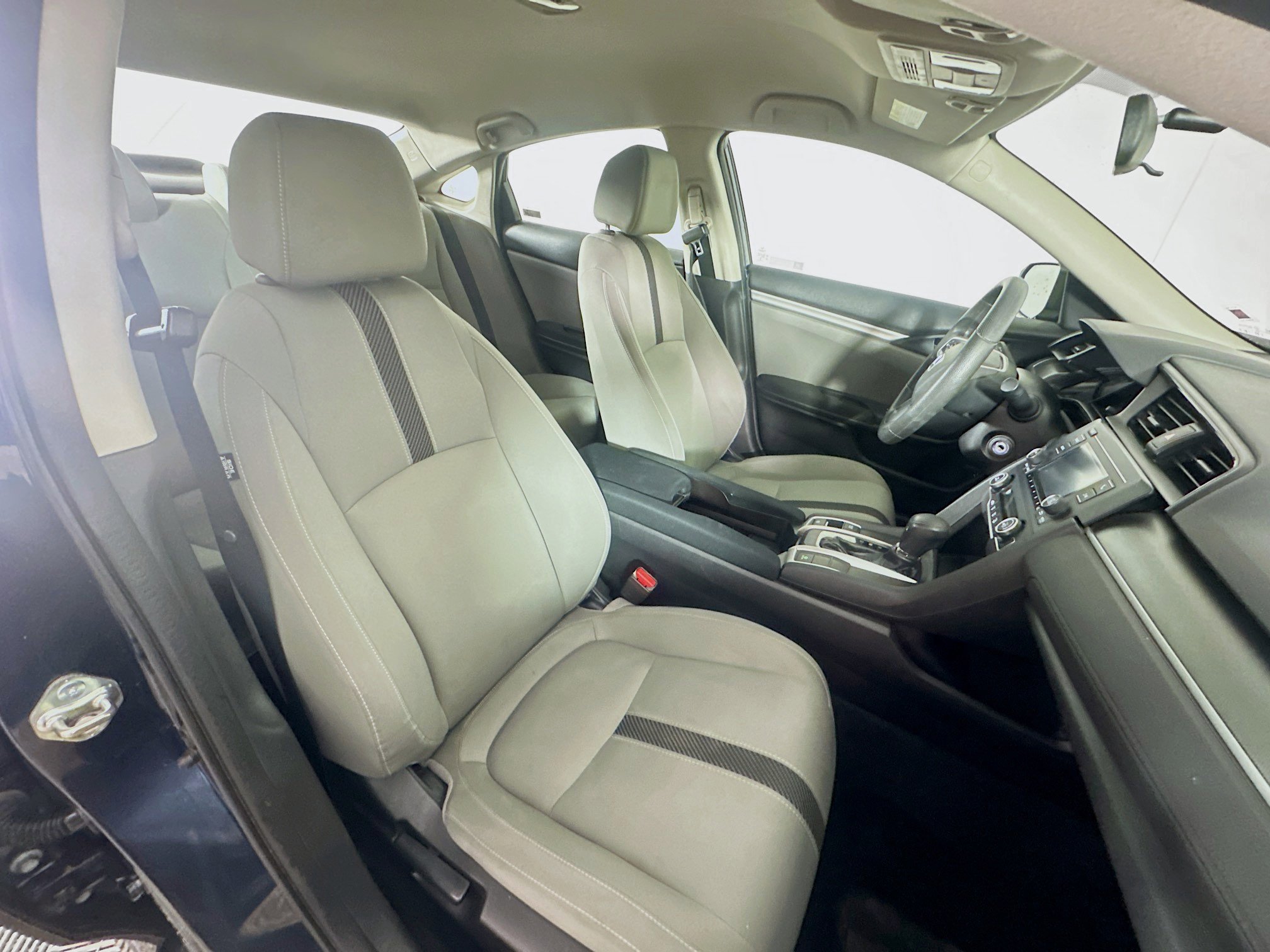 Used 2018 Honda Civic LX image 28