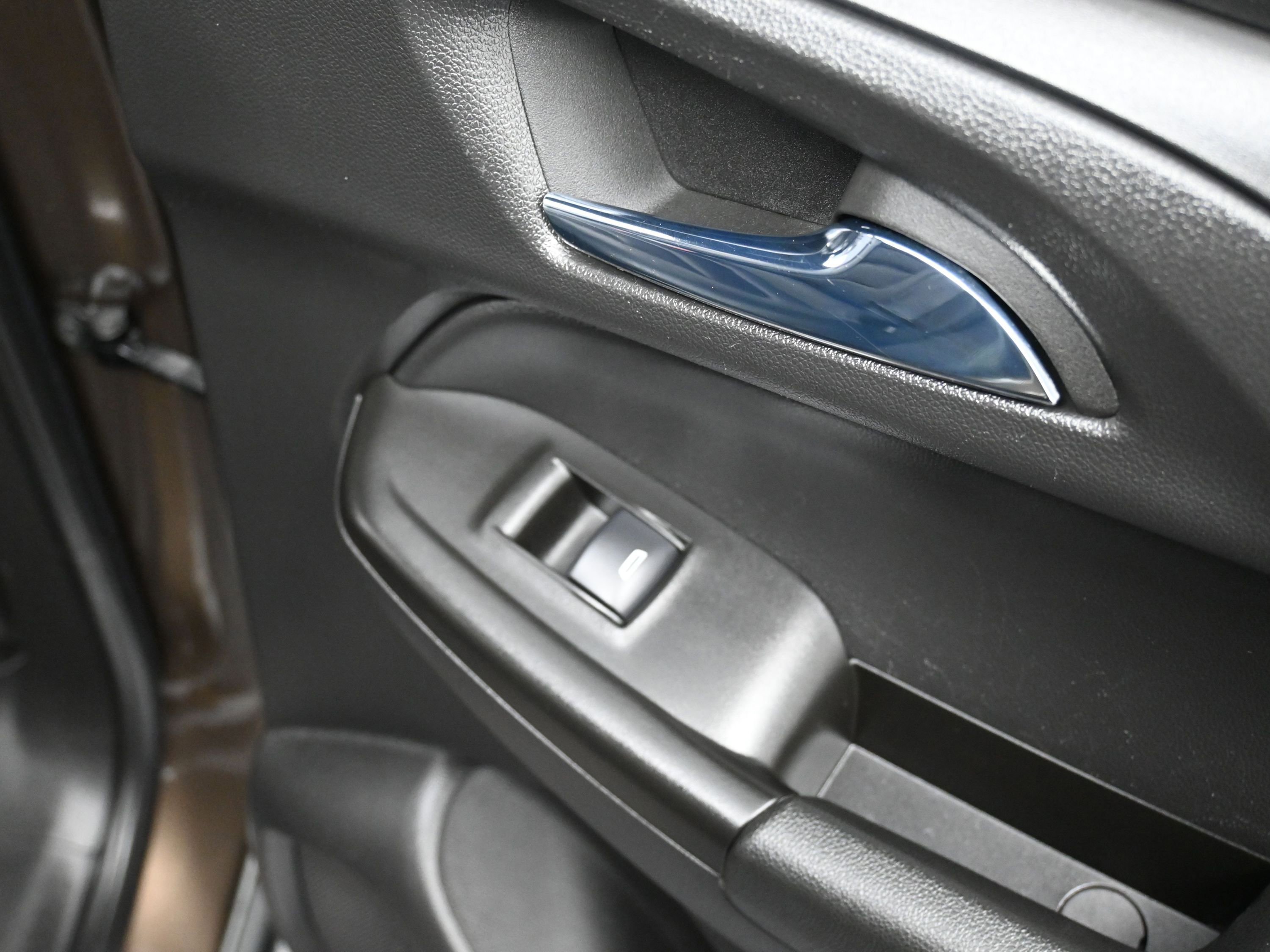 Used 2022 Chevrolet TrailBlazer ACTIV w/ Convenience Package image 32