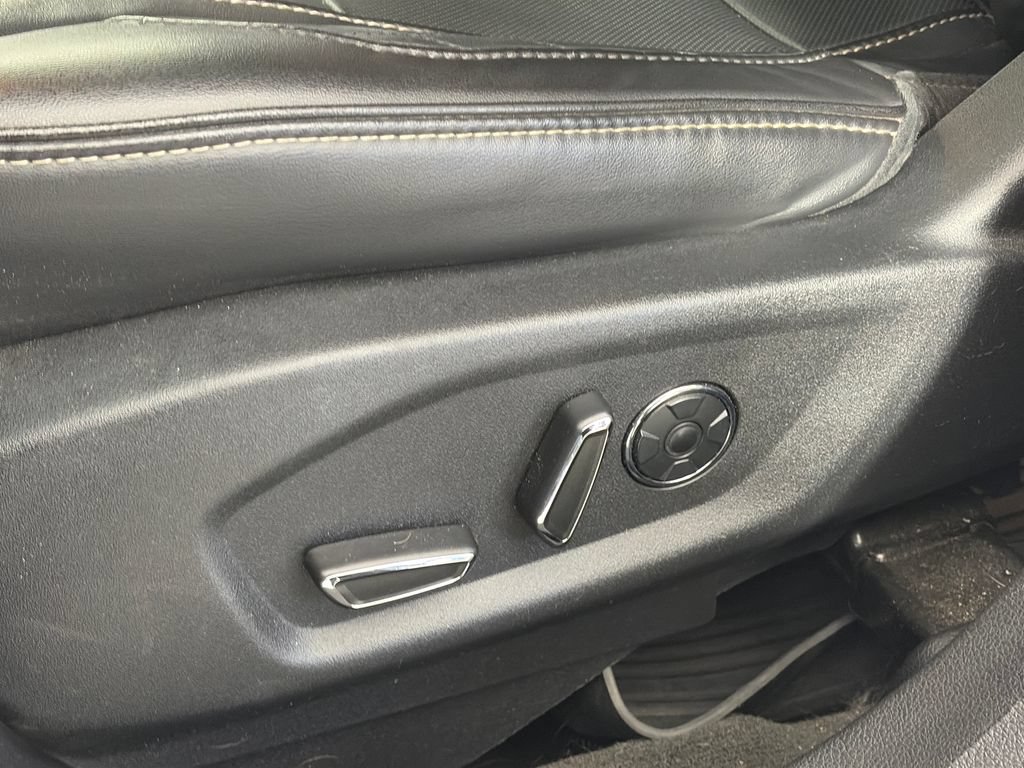 Used 2017 Ford Explorer Platinum AWD/4WD image 26
