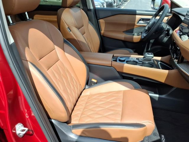 Certified 2026 Nissan Rogue Platinum w/ Platinum Premium Package image 19