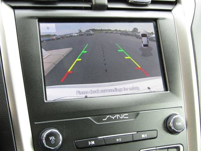 Used 2020 Ford Fusion SEL FWD image 20