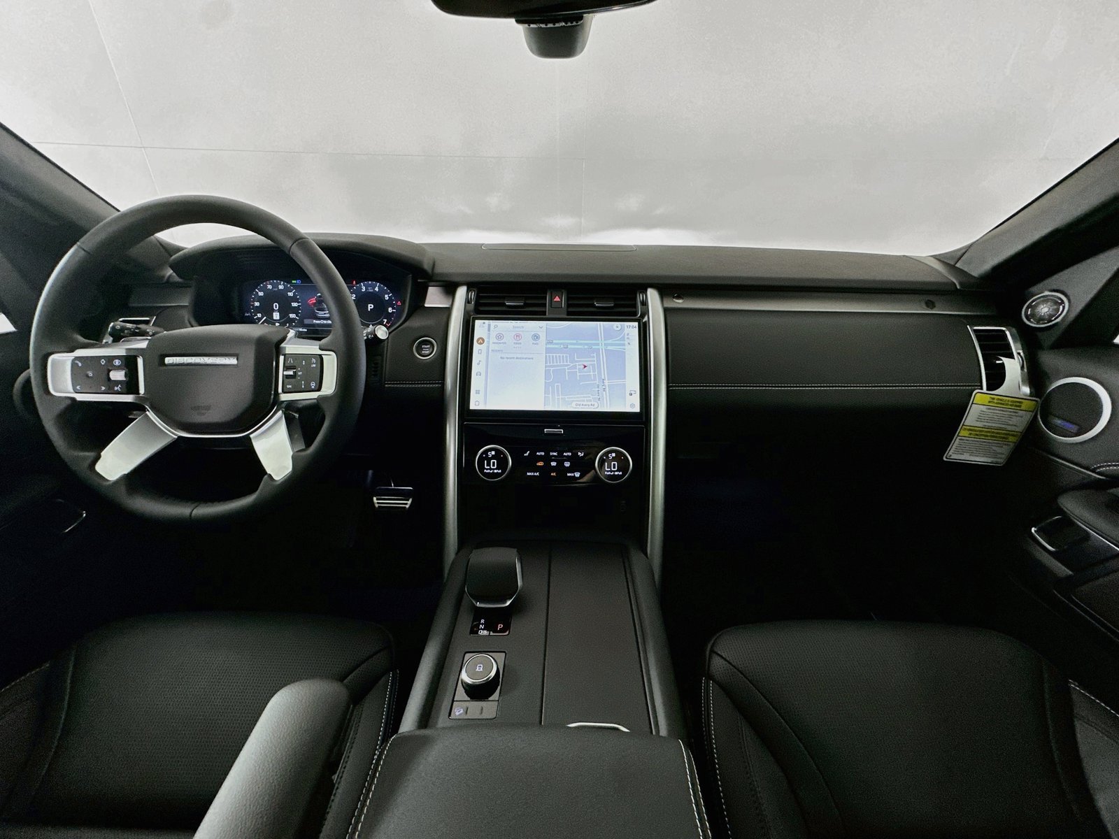 New 2026 Land Rover Discovery Limited Edition AWD/4WD image 15