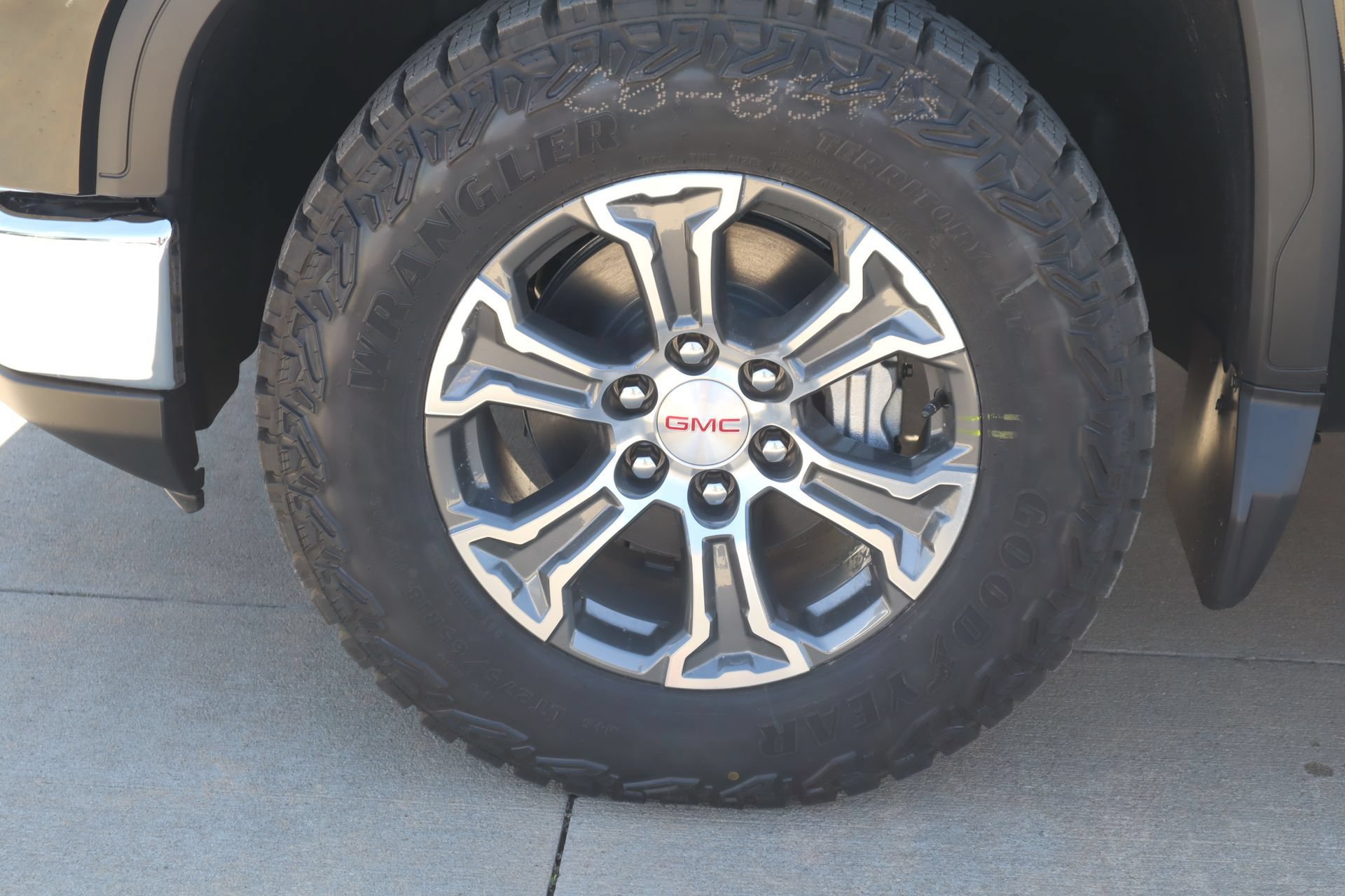 New 2026 GMC Sierra 1500 Pro w/ Pro Value Package AWD/4WD image 18