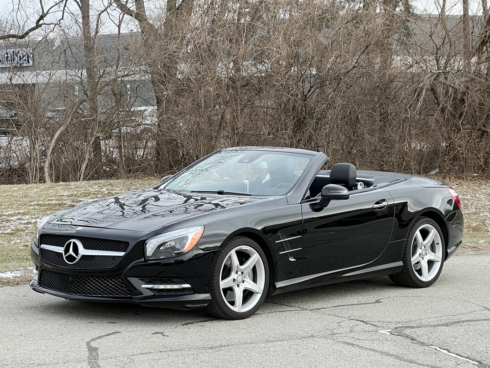 Used 2014 Mercedes-Benz SL 550 image 1