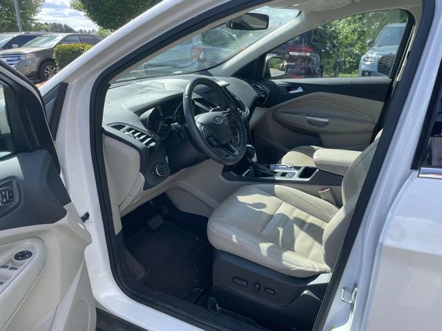 Used 2017 Ford Escape Titanium FWD image 5