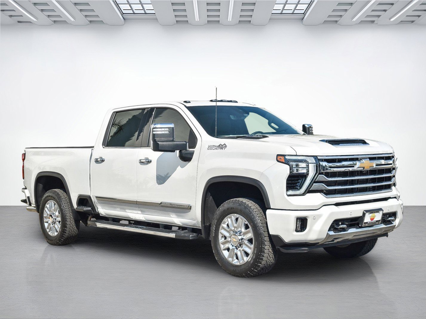 Used 2025 Chevrolet Silverado 2500 High Country w/ High Country Premium Package image 3