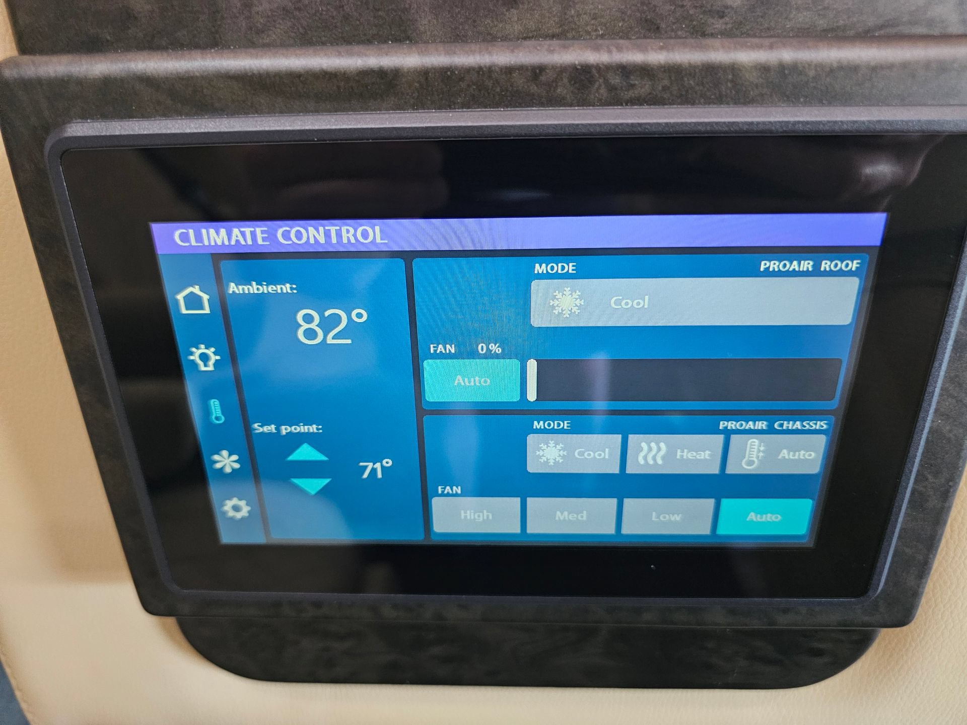Used 2019 Mercedes-Benz Sprinter 3500 image 63