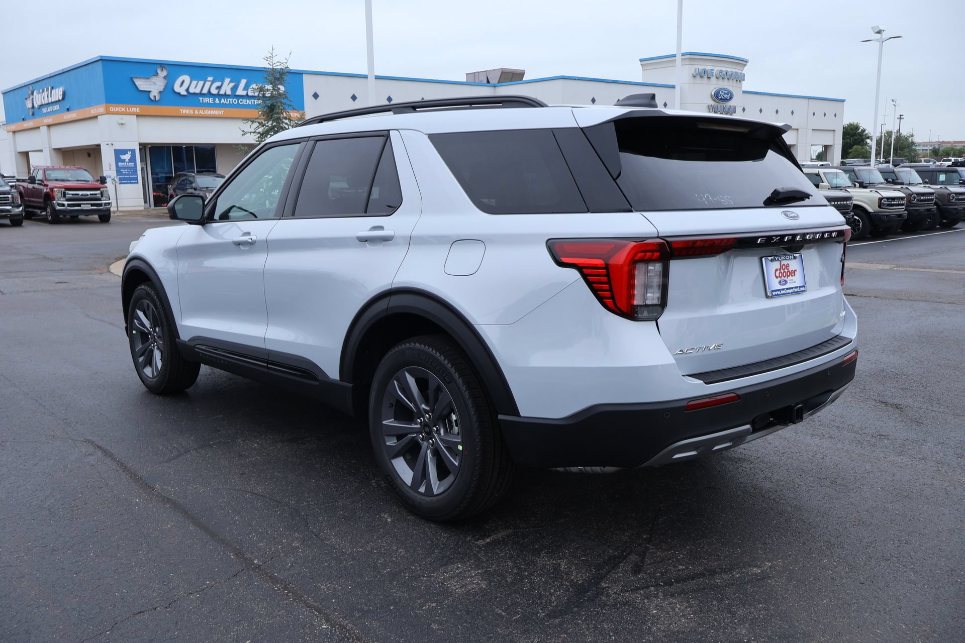 New 2026 Ford Explorer Active w/ Active Comfort Package AWD/4WD image 24