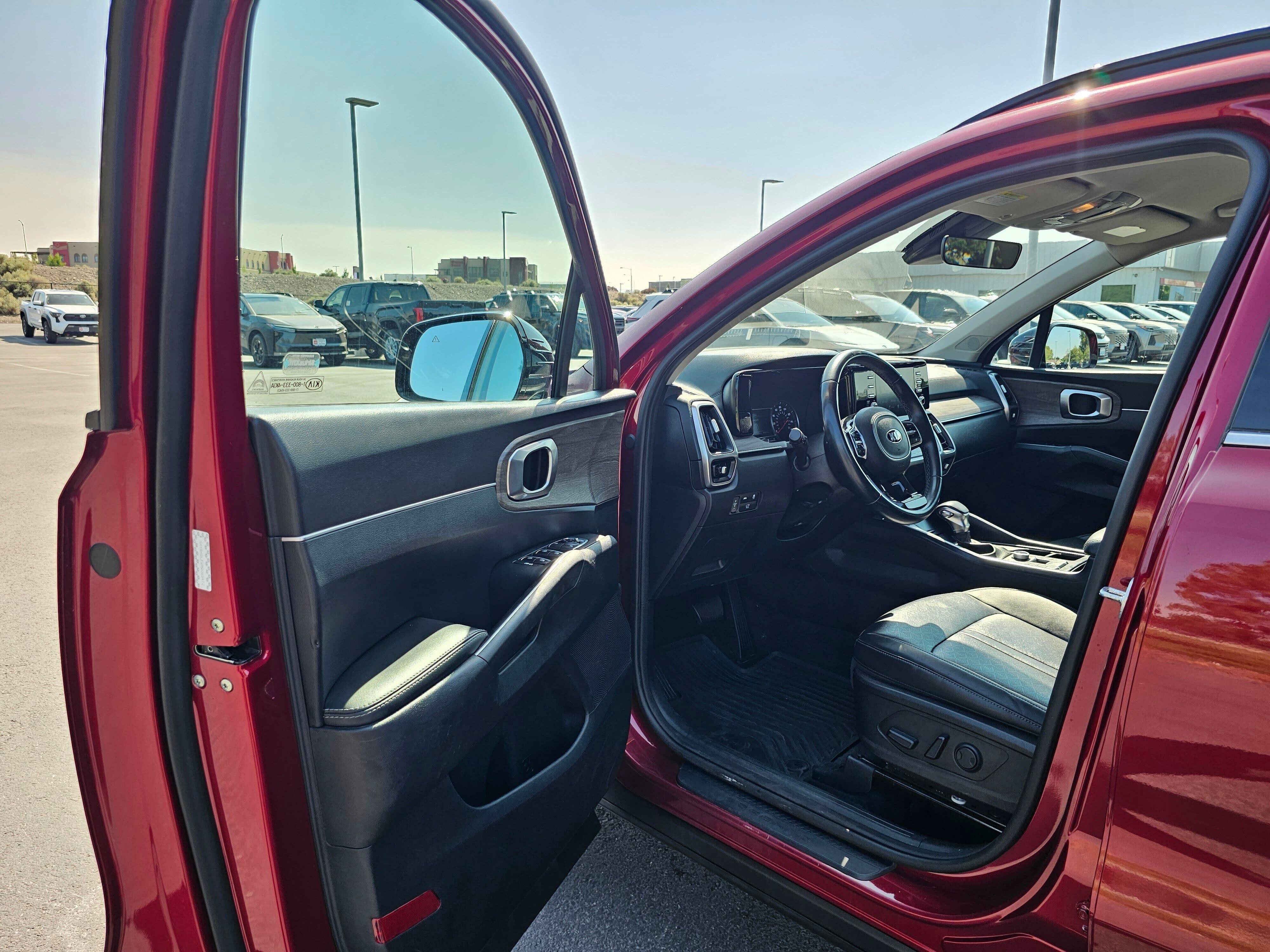 Used 2021 Kia Sorento EX AWD/4WD image 18