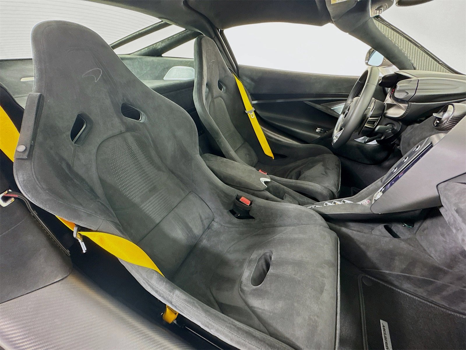 Used 2024 McLaren 750S image 22