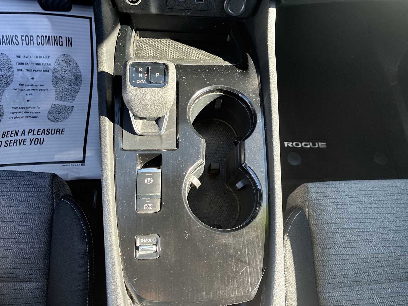 Used 2023 Nissan Rogue SV image 15