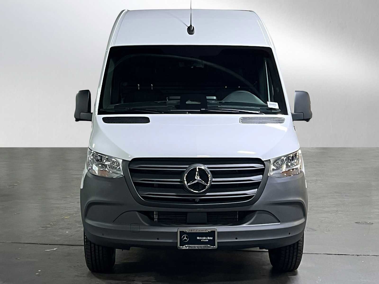 Used 2026 Mercedes-Benz Sprinter 2500 image 8