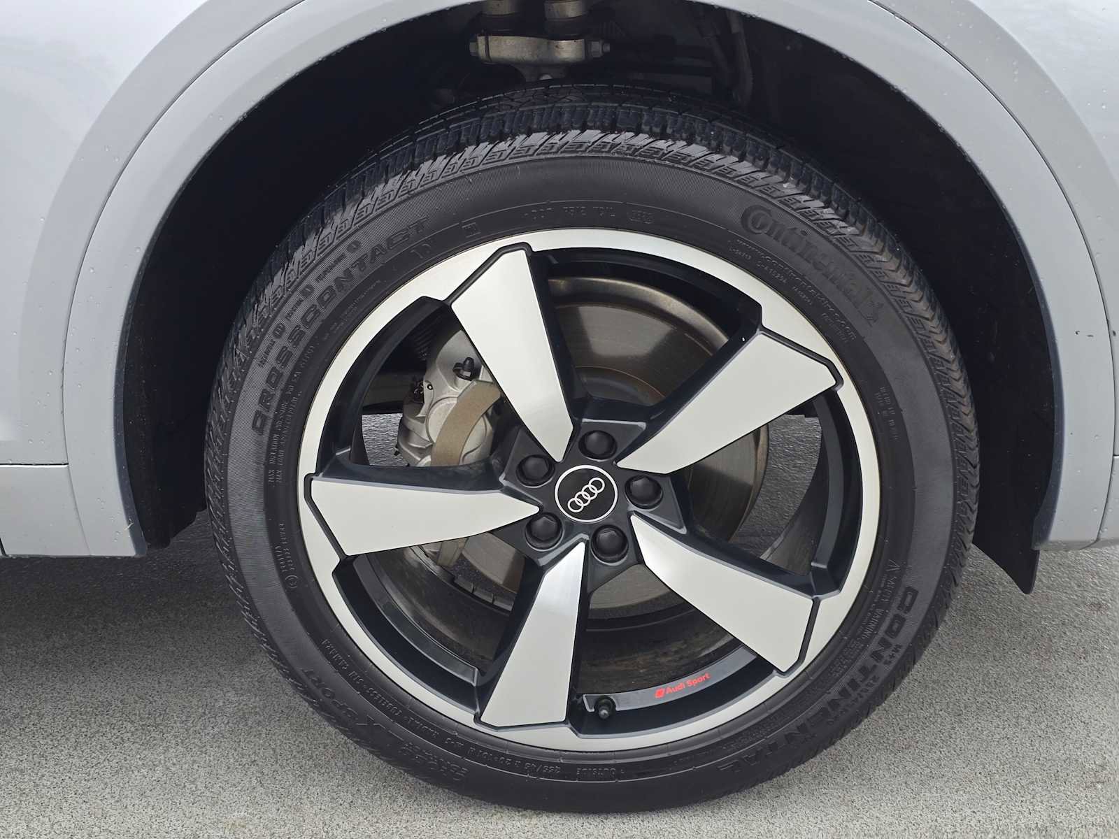 Used 2023 Audi Q5 2.0T Premium Plus w/ Premium Plus Package AWD/4WD image 9