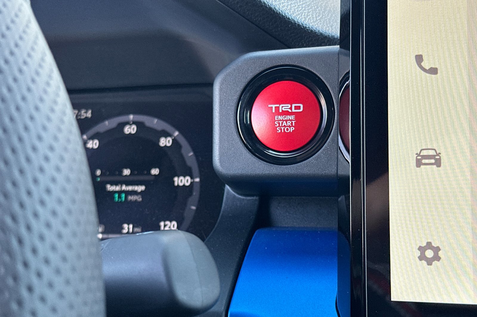 Certified 2026 Toyota Tacoma TRD Off-Road w/ TRD Off Road Upgrade Package AWD/4WD image 21