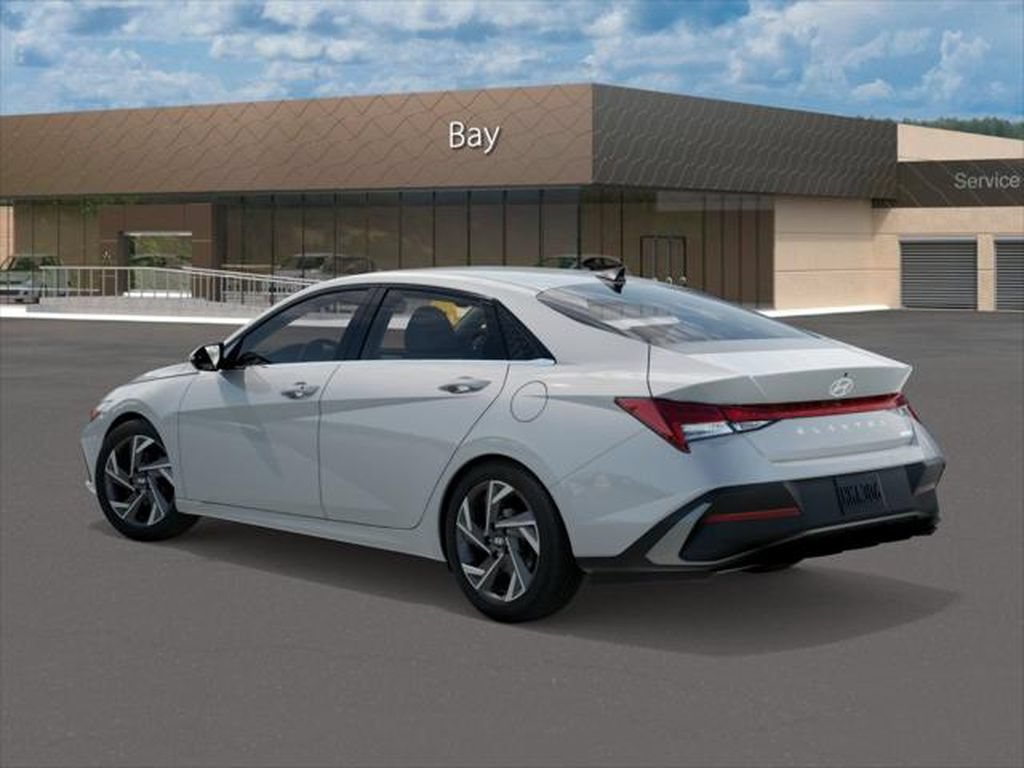New 2026 Hyundai Elantra Limited FWD image 5
