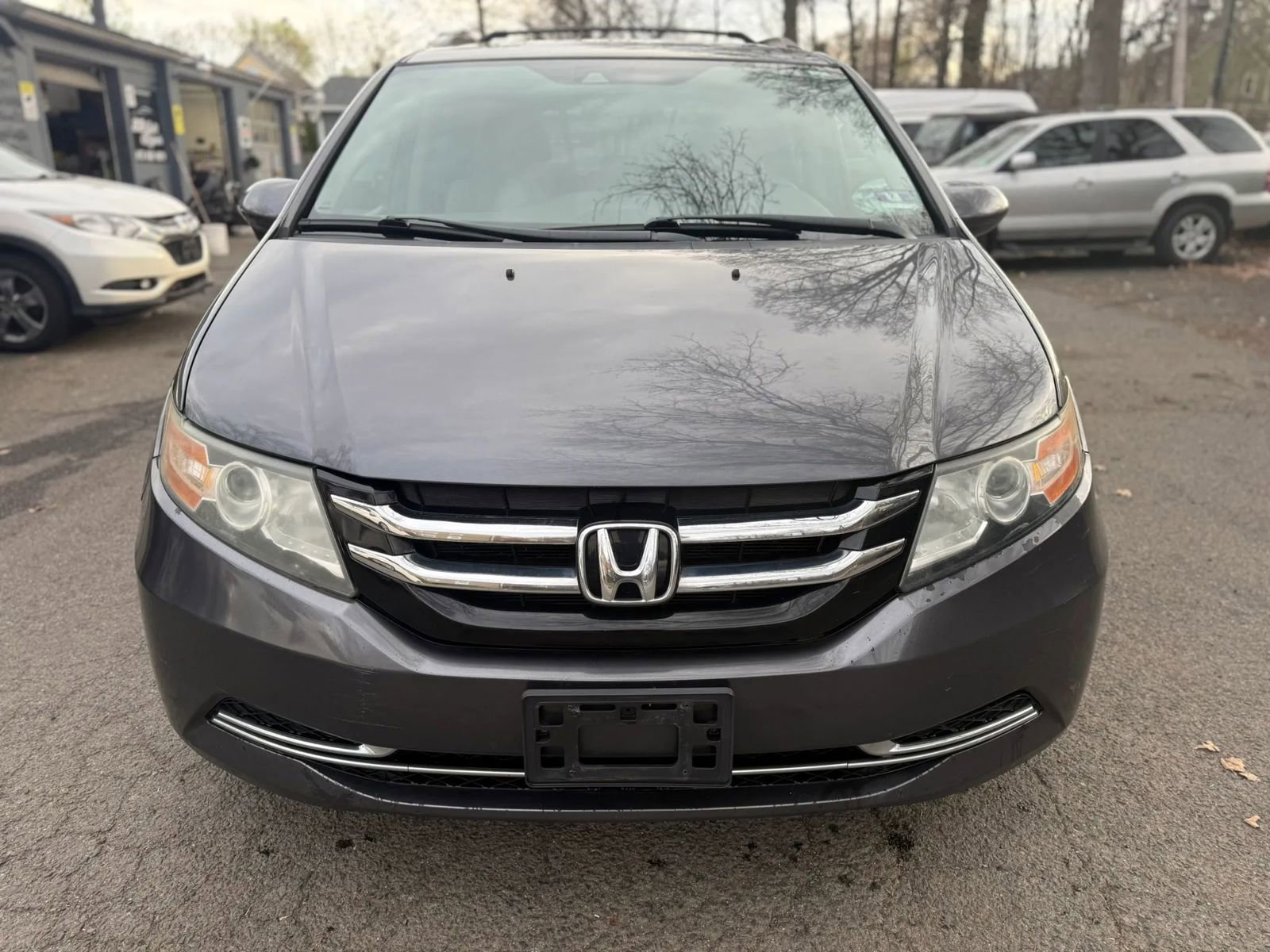 Used 2017 Honda Odyssey EX-L image 2
