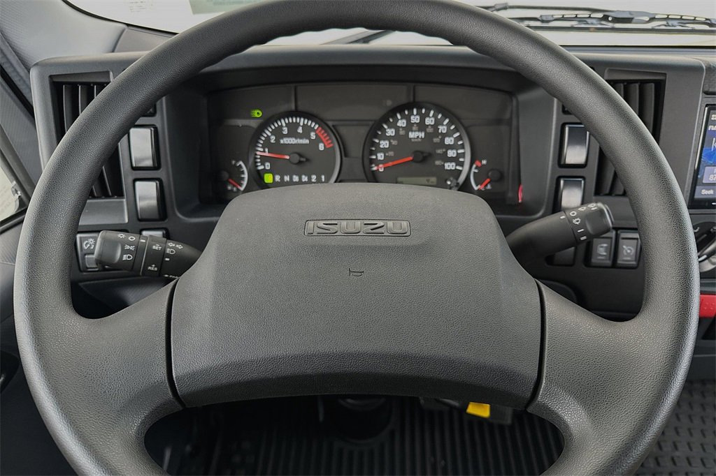 Used 2024 Isuzu NPR image 17