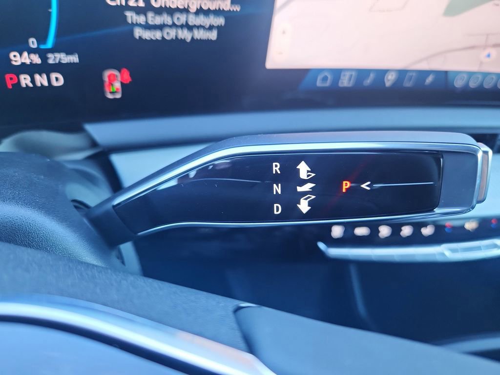 New 2026 Cadillac Optiq Luxury 2 AWD/4WD image 14