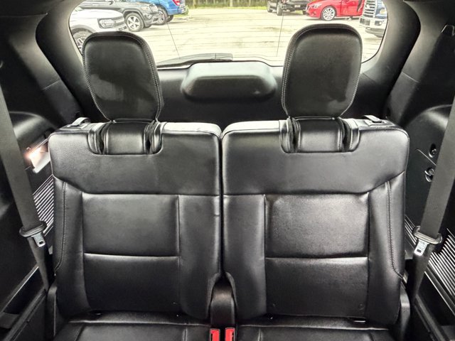 Certified 2020 Ford Explorer XLT w/ Equipment Group 202A RWD image 23