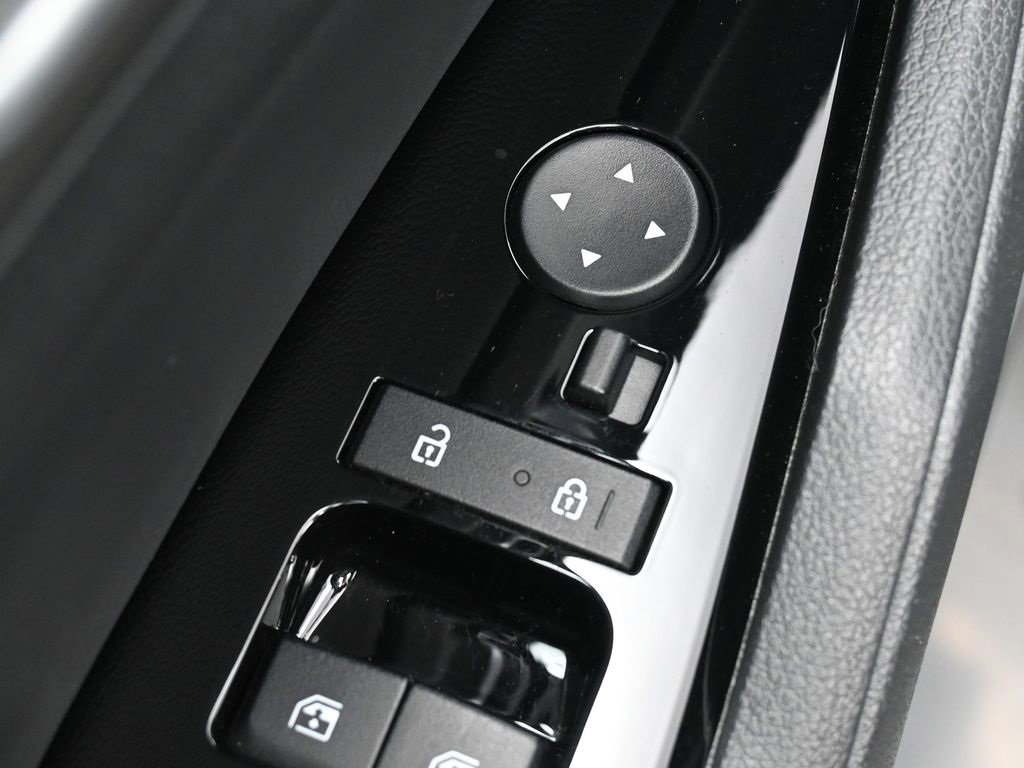 Used 2023 Kia Sportage X-Line image 12