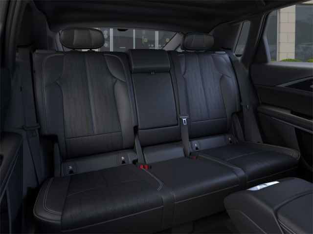 New 2026 Cadillac Lyriq V image 17