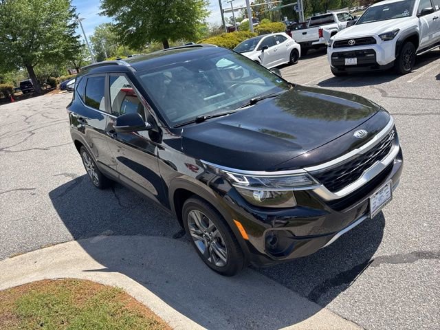 Used 2021 Kia Seltos S FWD image 5