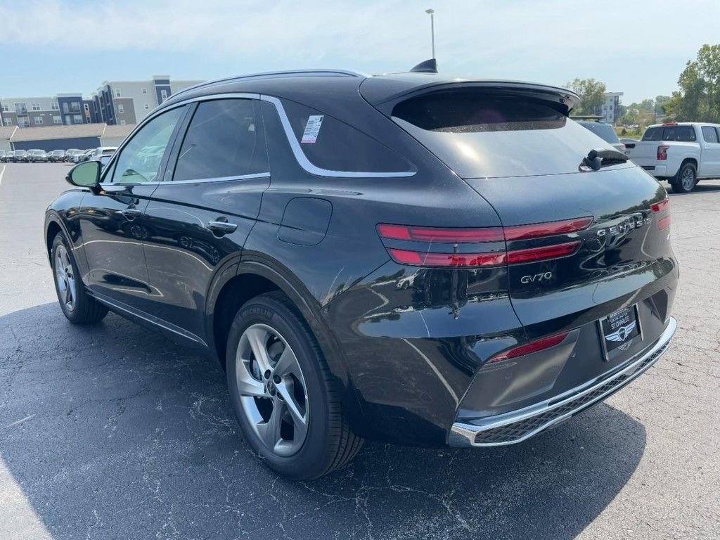 New 2026 Genesis GV70 2.5T Select AWD/4WD image 5