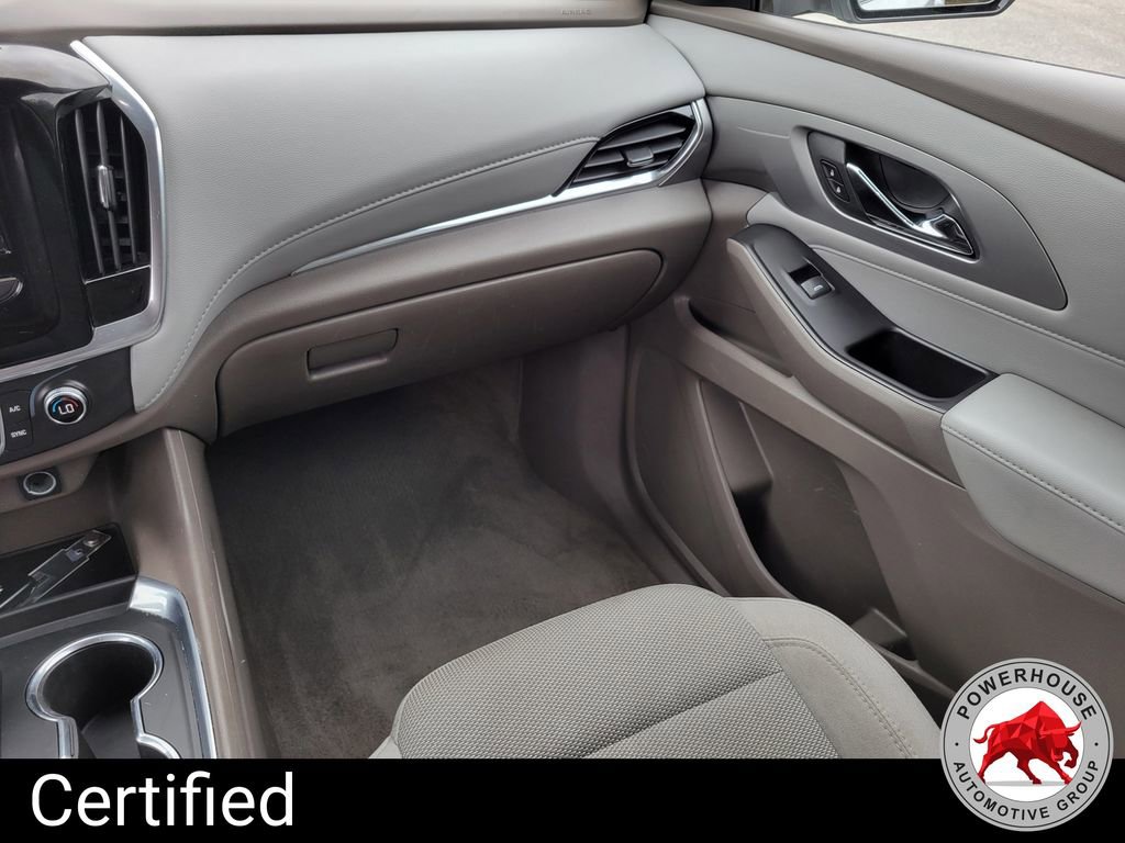 Used 2020 Chevrolet Traverse LT image 22