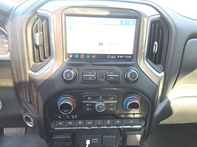 Used 2020 Chevrolet Silverado 1500 High Country w/ Safety Package II AWD/4WD image 2