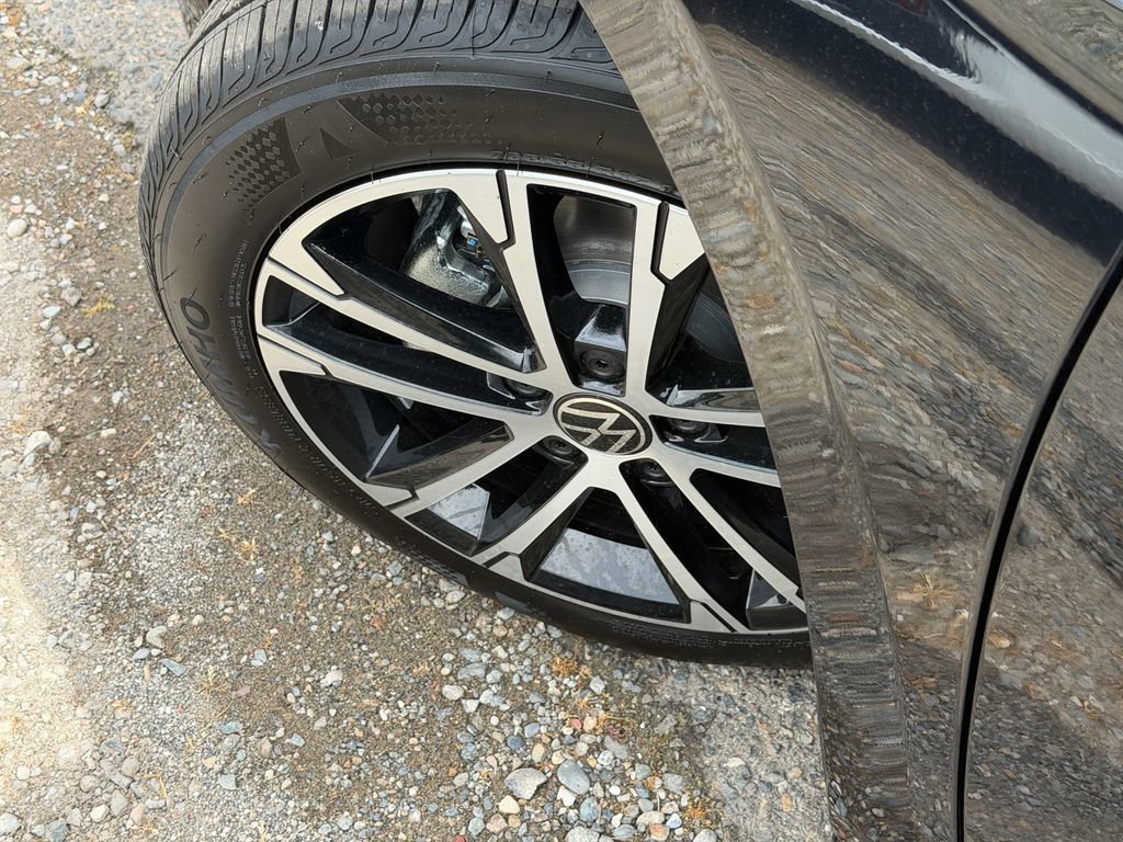 New 2026 Volkswagen Jetta Sport FWD image 11