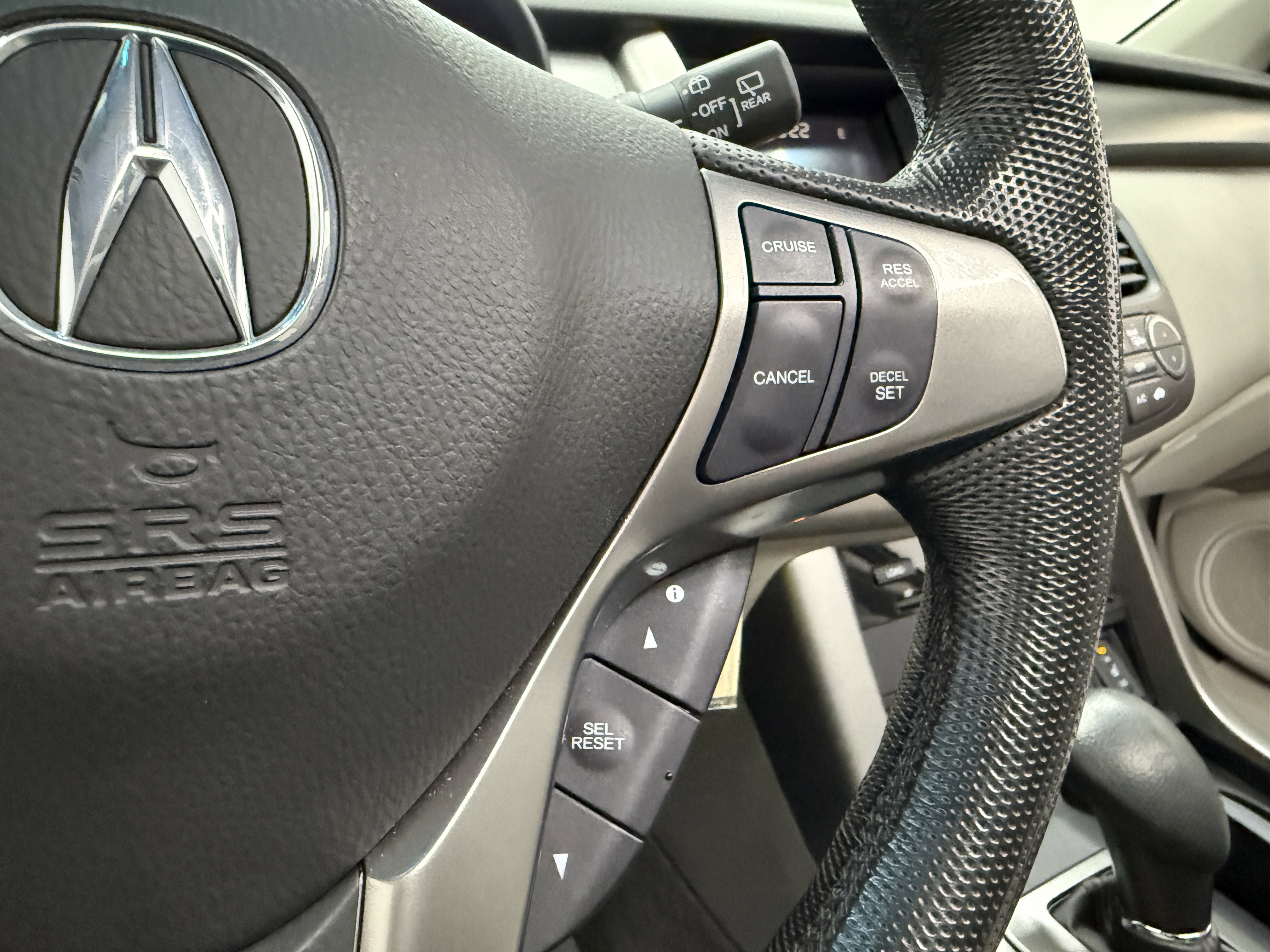 Used 2011 Acura RDX SH-AWD image 17