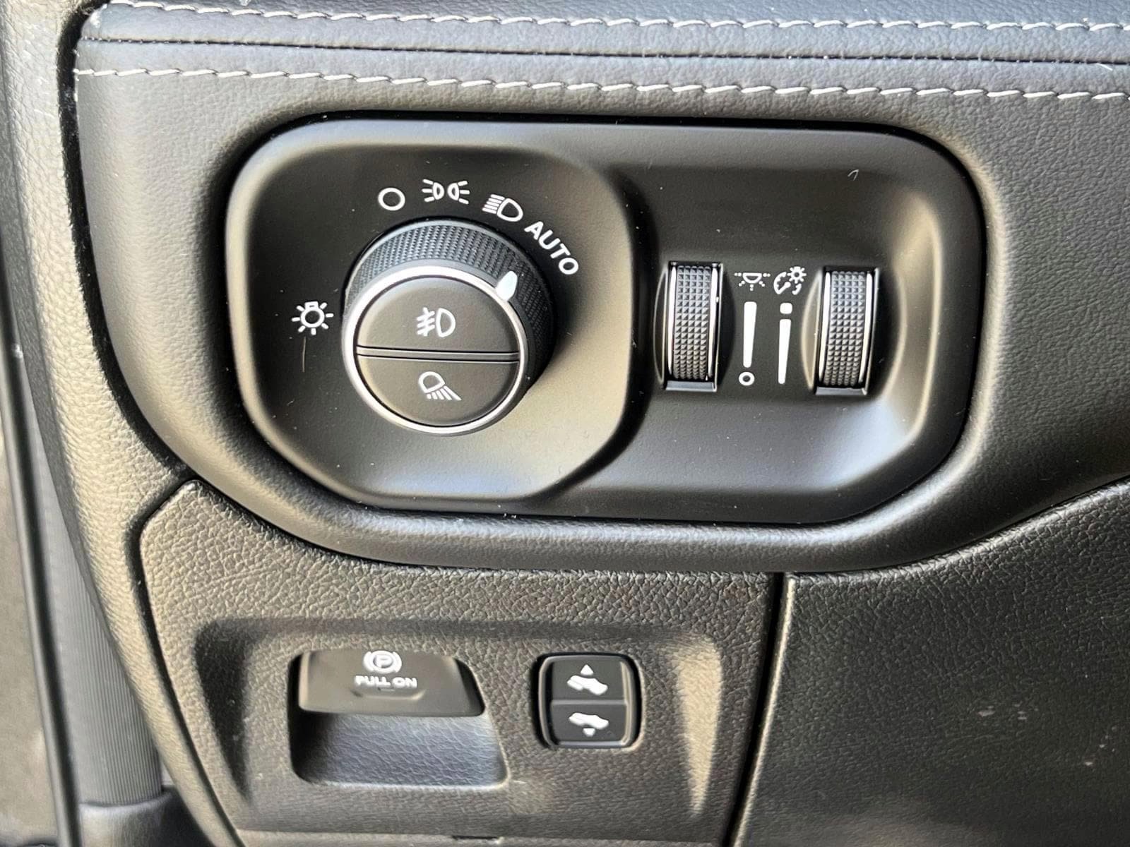 Used 2021 RAM 1500 TRX w/ TRX Level 2 Equipment Group AWD/4WD image 21