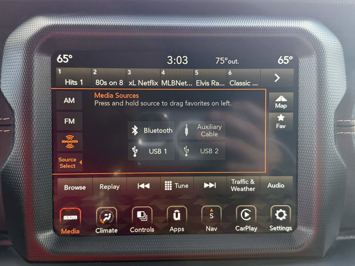 Used 2022 Jeep Wrangler Unlimited Sahara 4xe image 36