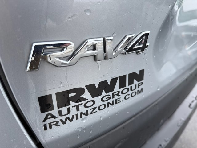 Used 2025 Toyota RAV4 LE image 29