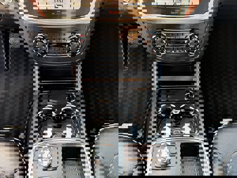 Used 2012 Mercedes-Benz ML 550 4MATIC image 20