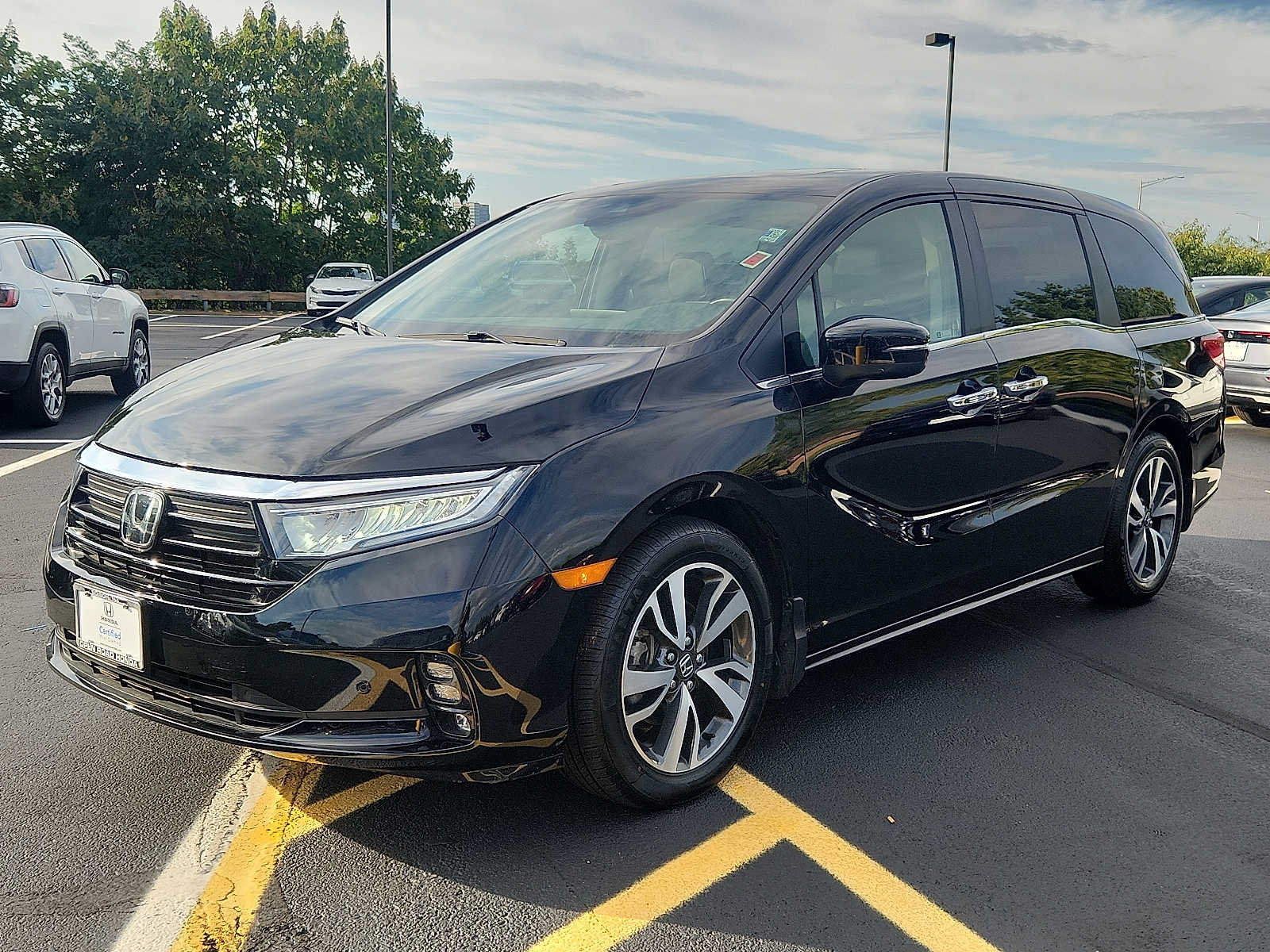 Certified 2023 Honda Odyssey Touring image 3