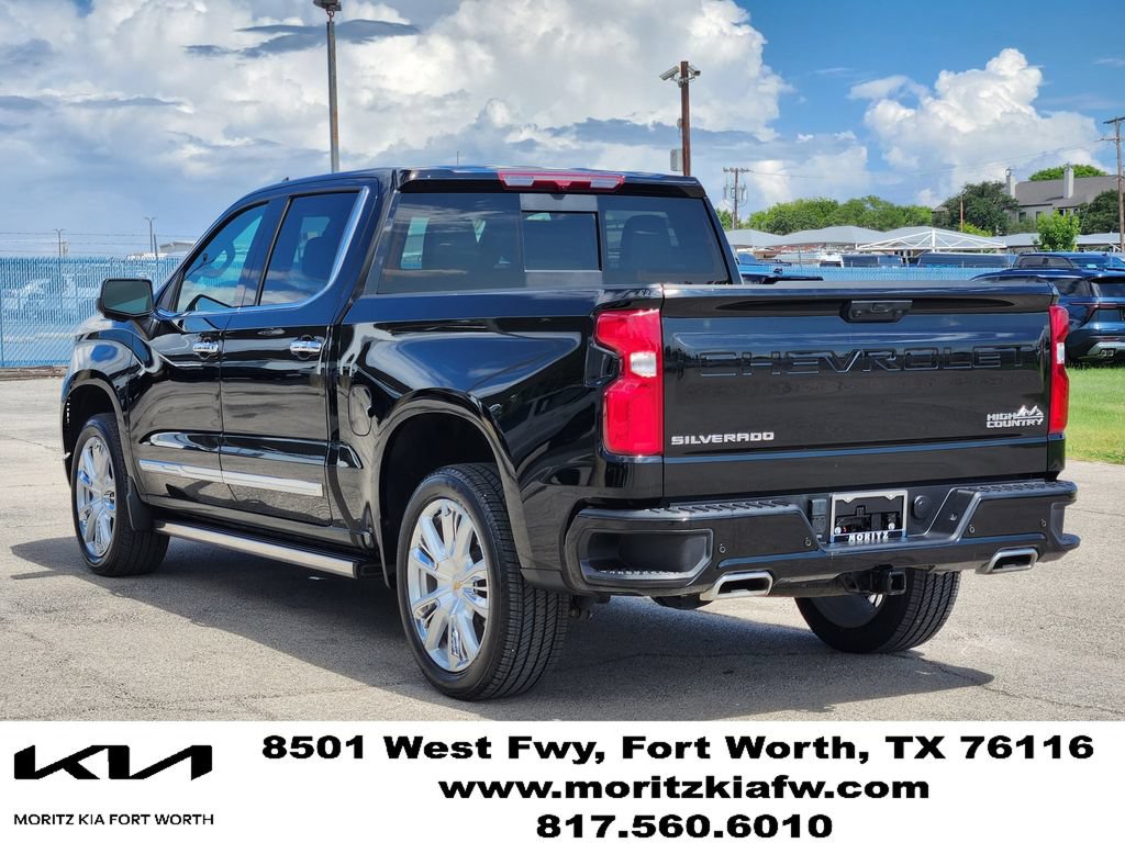 Used 2025 Chevrolet Silverado 1500 High Country w/ High Country Premium Package AWD/4WD image 7