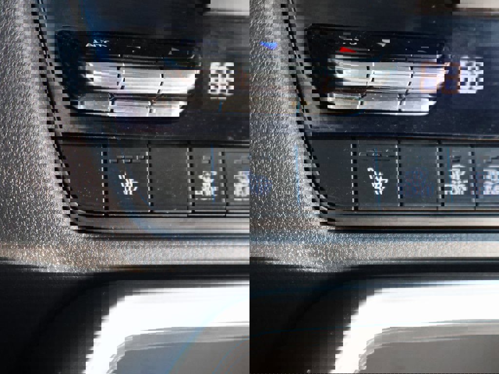 Used 2024 MAZDA CX-90 Plug-In Hybrid w/ Preferred image 40